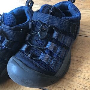 Navy blue Keen shoes